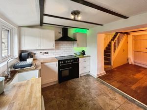 Kitchen- click for photo gallery